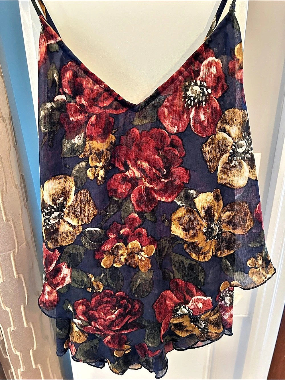 Abercrombie & Fitch Floral Camisole in Blue & Red Size Small Like New